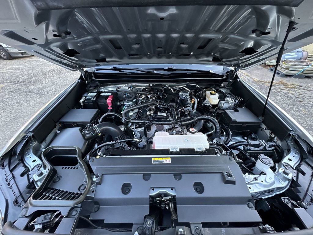 Used 2024 Toyota Tacoma TRD Off-Road image 24