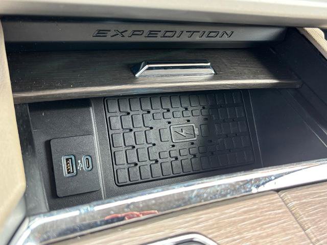 Certified 2024 Ford Expedition Limited RWD image 26