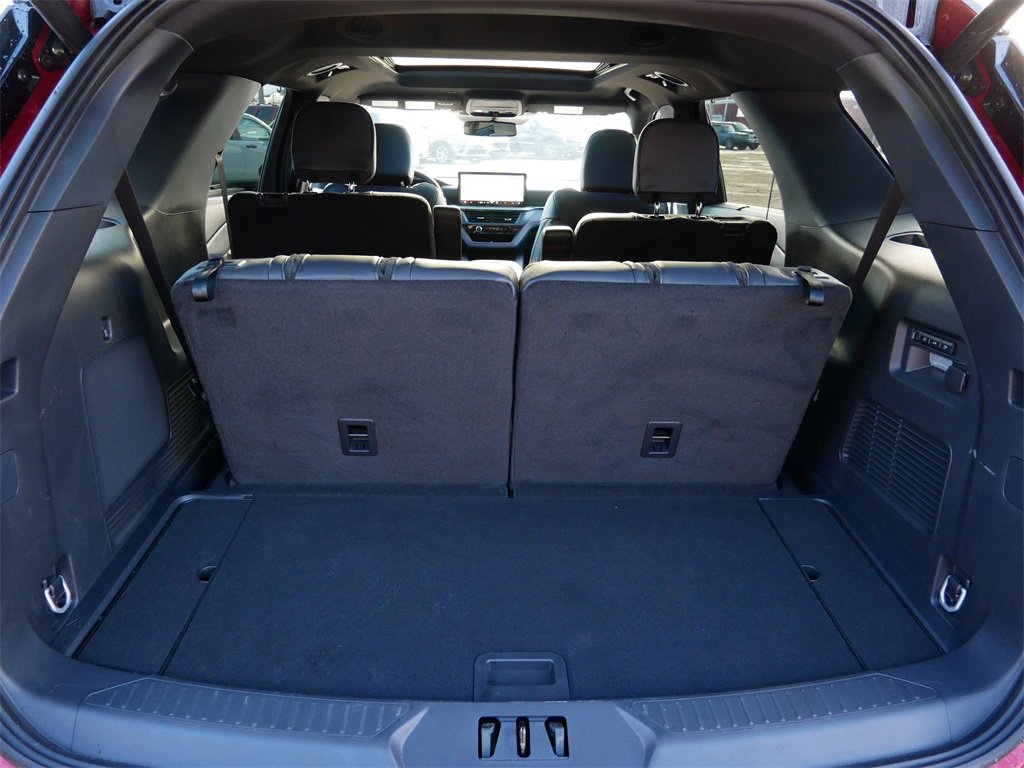 Certified 2025 Ford Explorer ST image 11