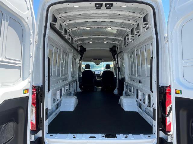 Certified 2025 Ford Transit 350 148 High Roof Extended DRW RWD image 4
