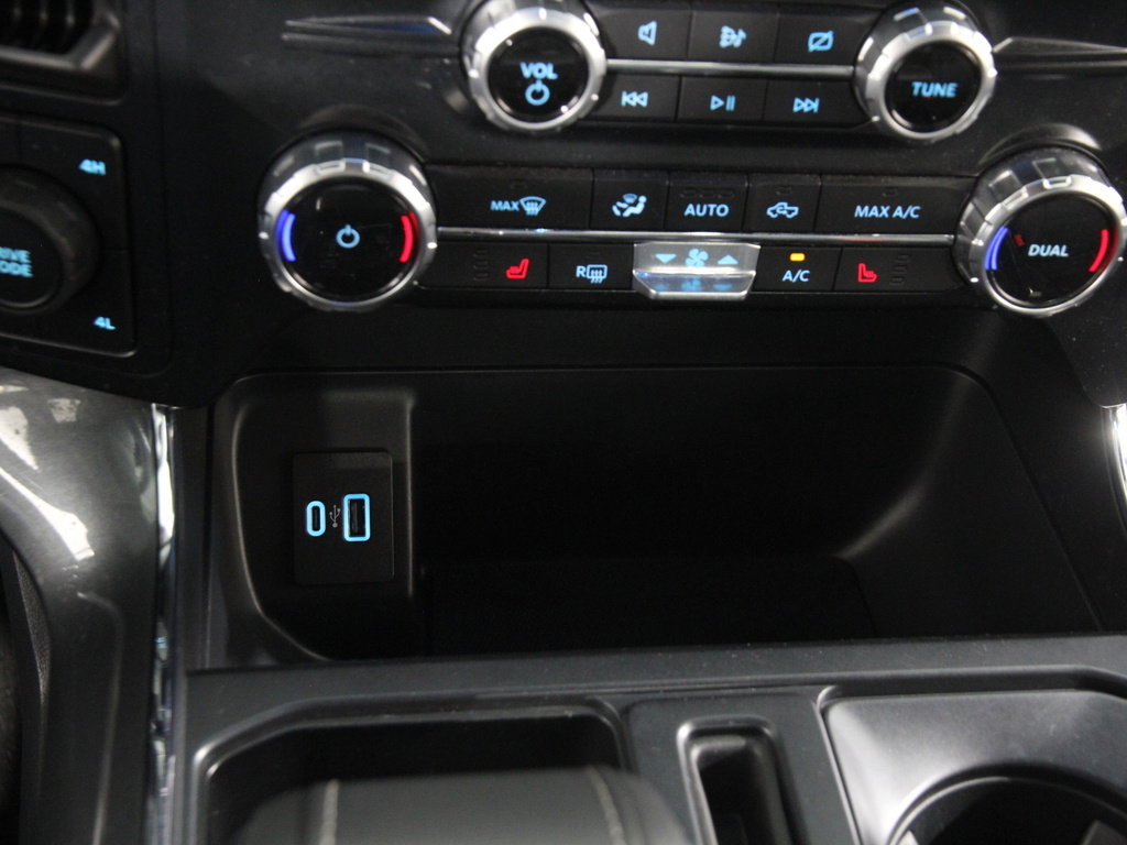 Certified 2022 Ford F150 XLT w/ Equipment Group 302A High image 18