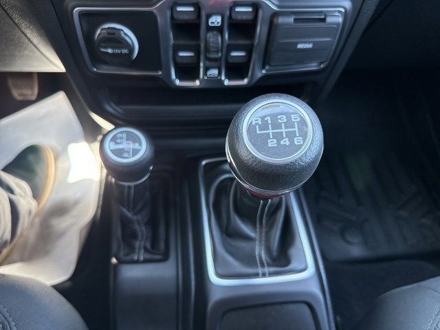 Used 2021 Jeep Wrangler Unlimited Sahara image 41