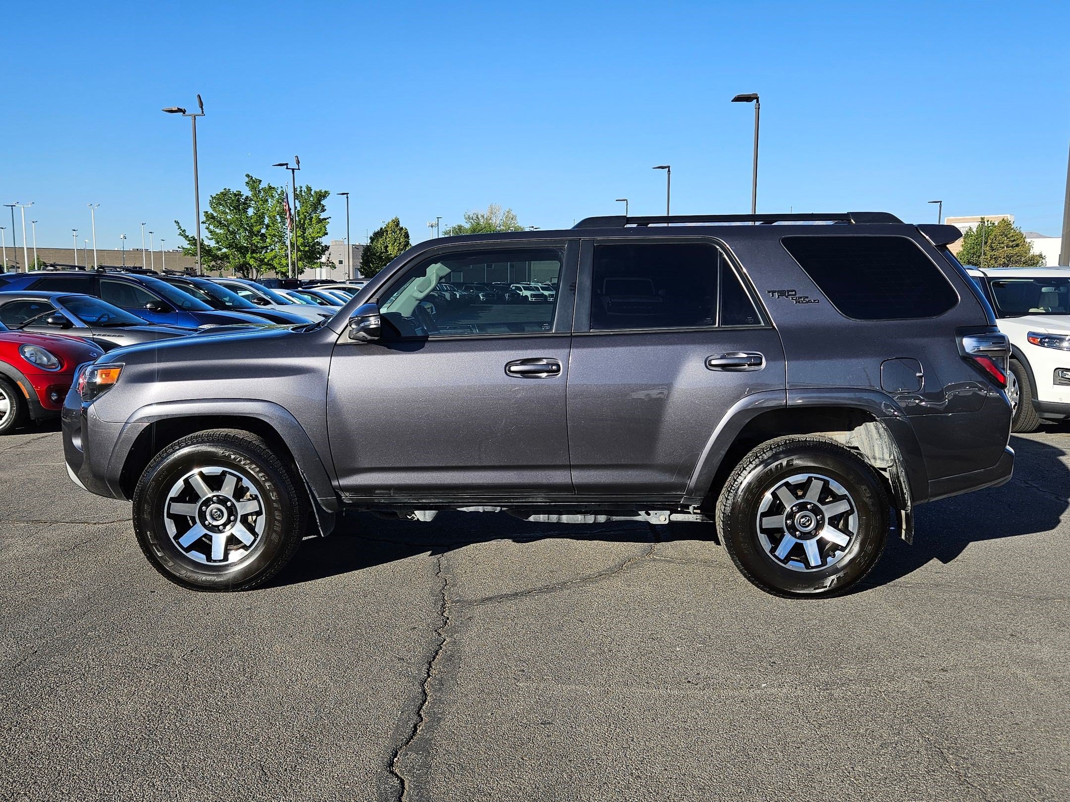 Used 2023 Toyota 4Runner TRD Off-Road Premium w/ Off Road Premium Plus Package AWD/4WD image 9