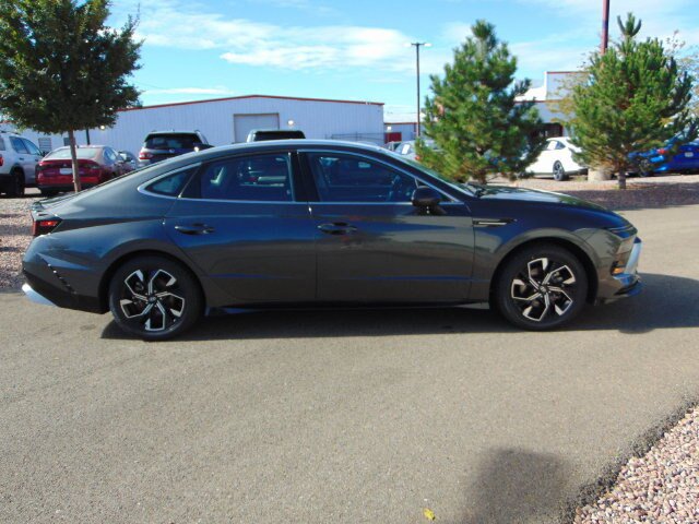 Used 2025 Hyundai Sonata SEL FWD image 7