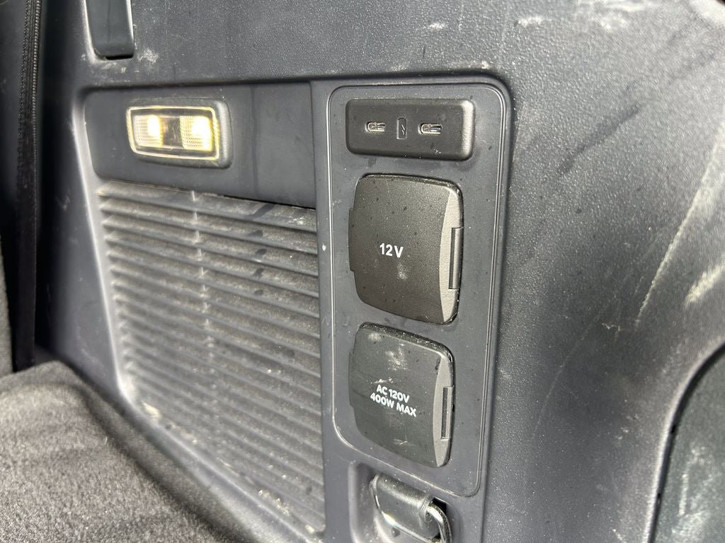 Certified 2025 Ford Expedition Active AWD/4WD image 18