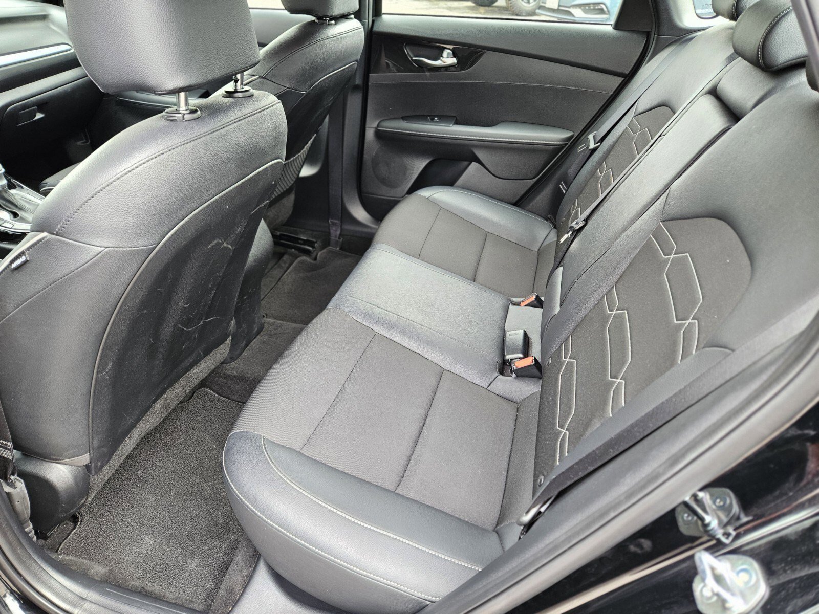 Used 2024 Kia Forte GT-Line image 17