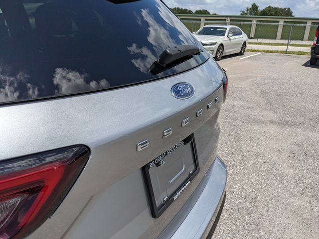 Certified 2023 Ford Escape ST-Line w/ Tech Pack #1 FWD image 12