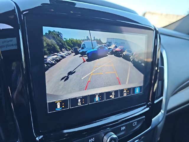 Used 2023 Chevrolet Traverse RS AWD/4WD image 29