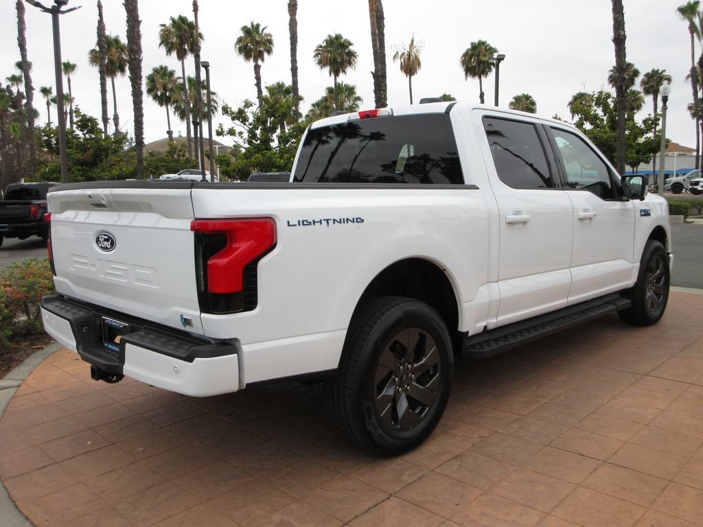 Certified 2024 Ford F150 Lightning Flash AWD/4WD image 4