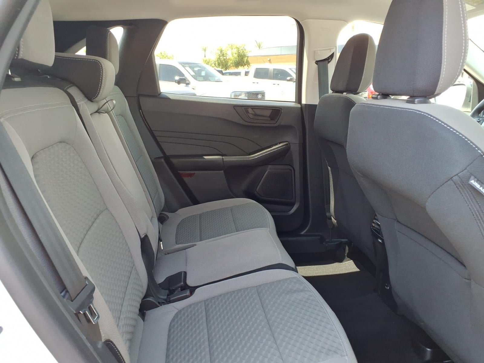 Certified 2022 Ford Escape SE w/ SE Sport Appearance Package FWD image 14