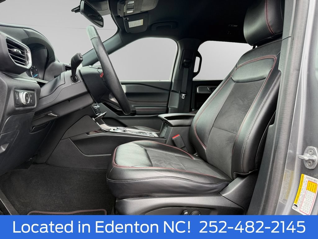Certified 2022 Ford Explorer ST-Line AWD/4WD image 10