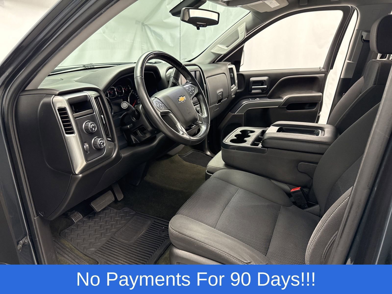 Used 2018 Chevrolet Silverado 1500 LT w/ LT Eassist Package image 11