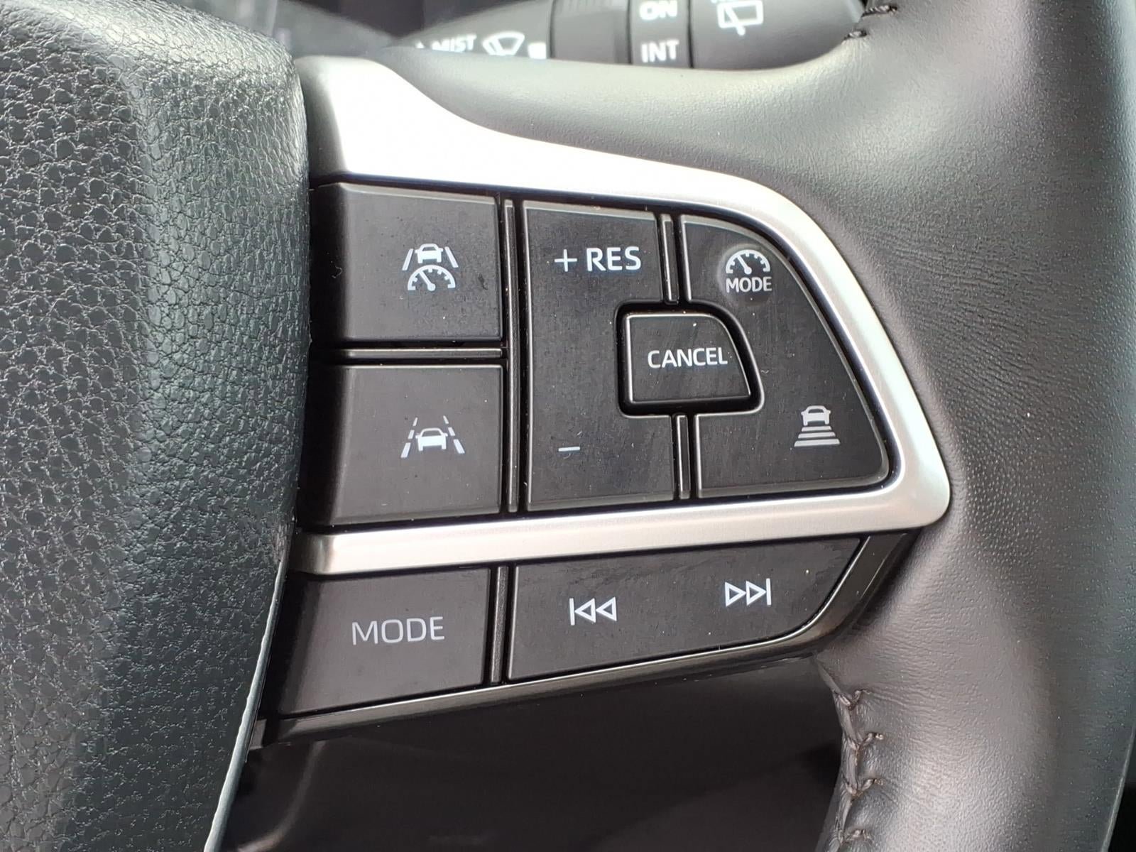 Used 2024 Toyota Grand Highlander FWD image 26