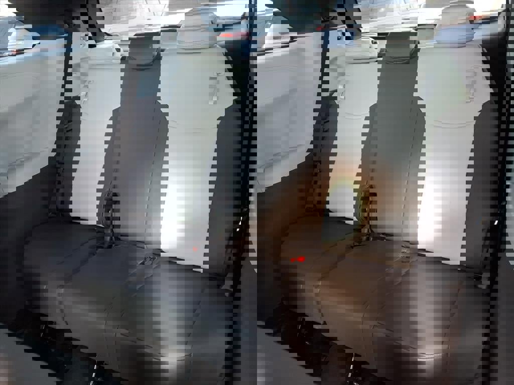 Used 2022 Toyota Sienna XSE image 15