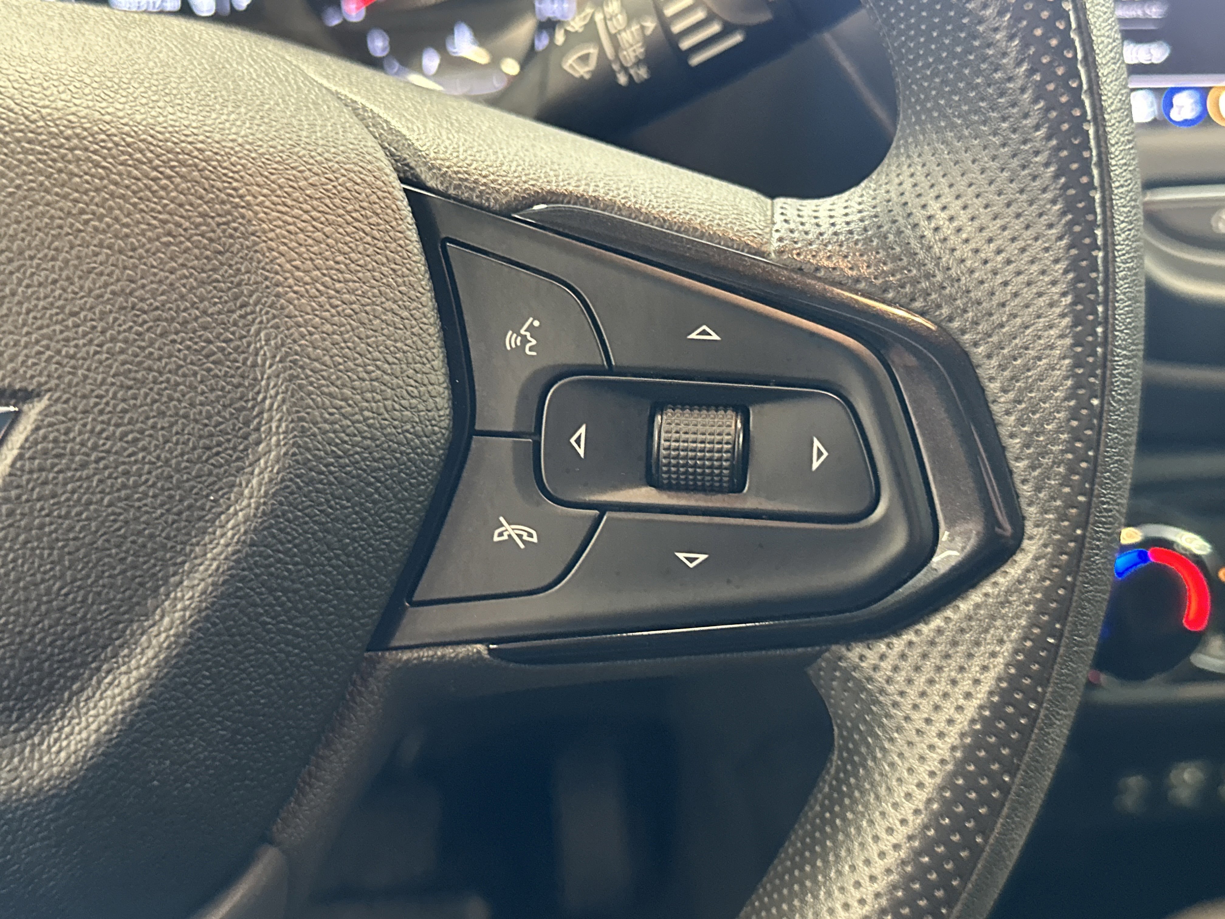 Used 2022 Chevrolet TrailBlazer LT image 30