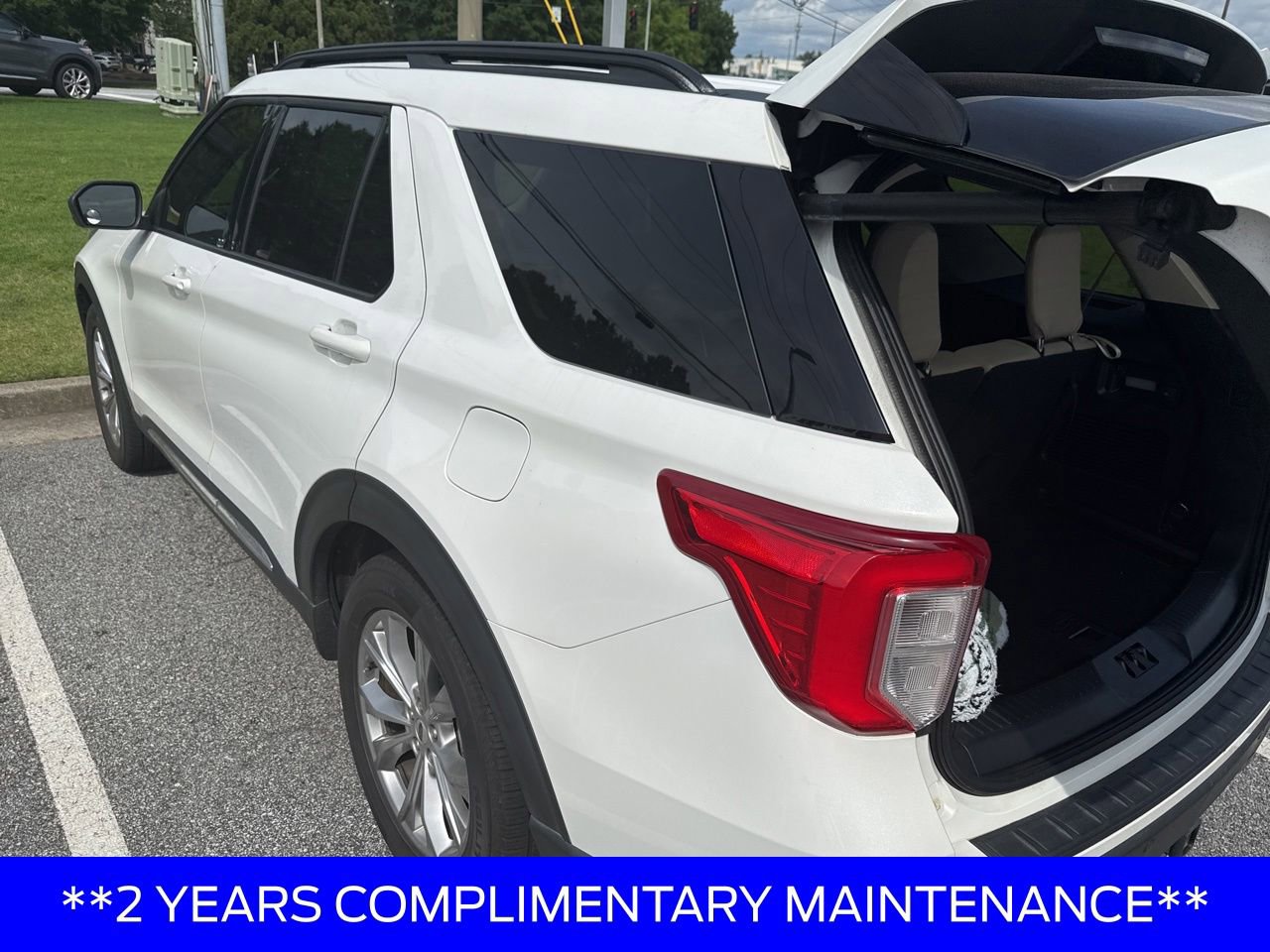 Certified 2020 Ford Explorer XLT w/ Equipment Group 202A RWD image 3