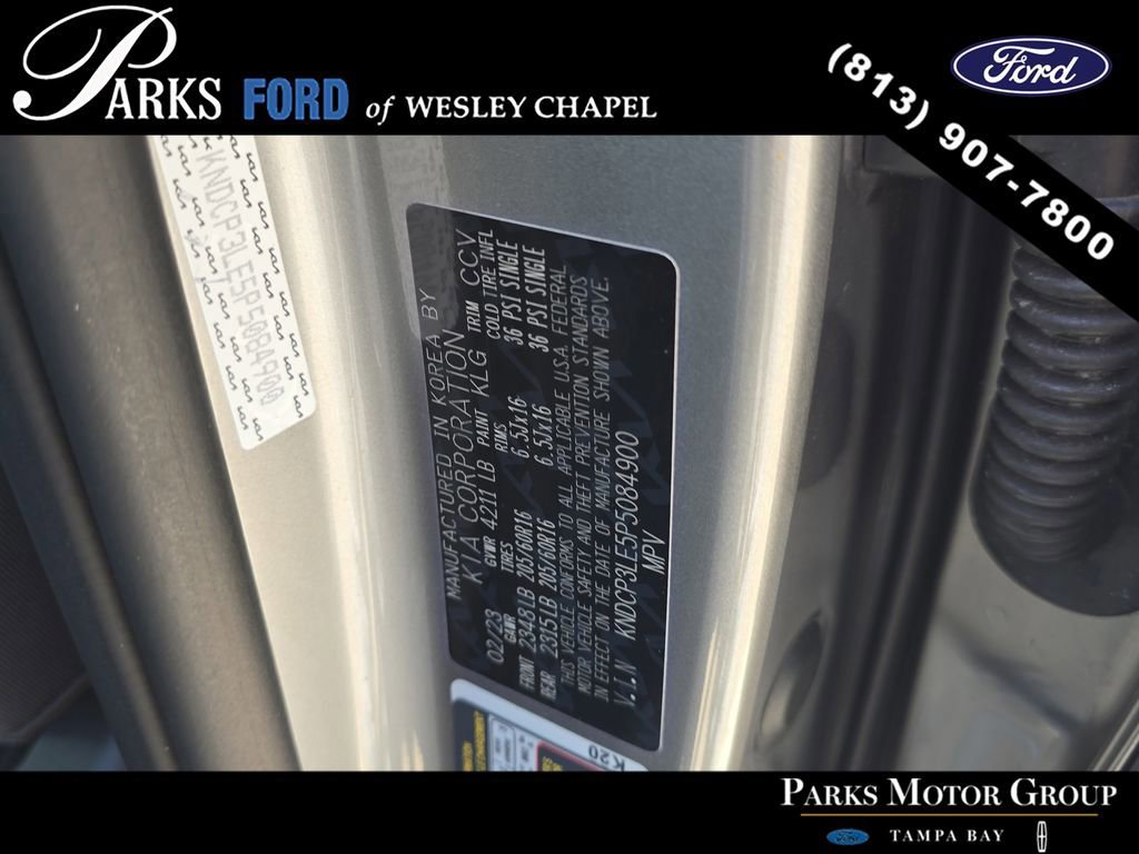 Used 2023 Kia Niro LX image 30