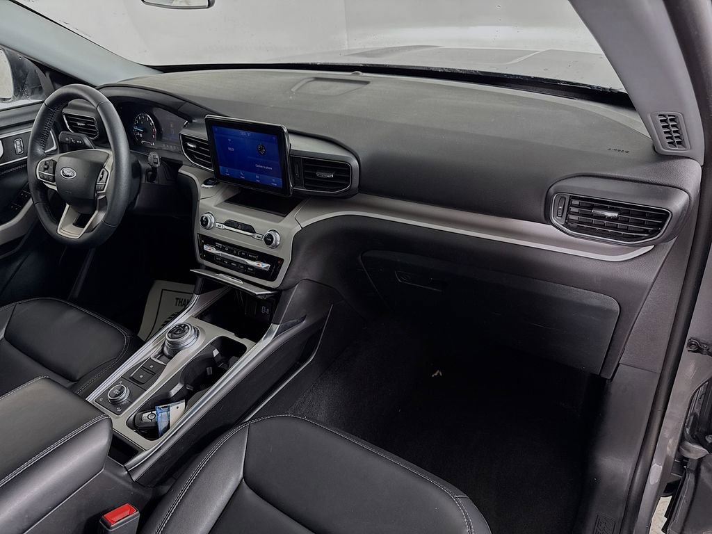 Certified 2023 Ford Explorer XLT w/ Equipment Group 202A image 30