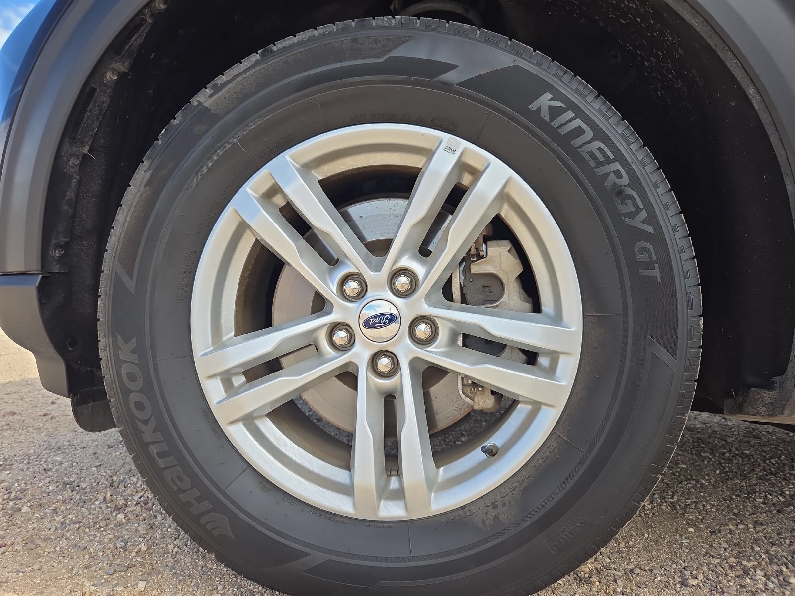Certified 2023 Ford Explorer XLT w/ Equipment Group 202A AWD/4WD image 10