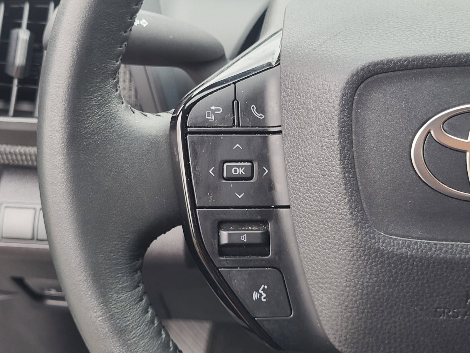 Used 2024 Toyota bZ4X XLE image 26