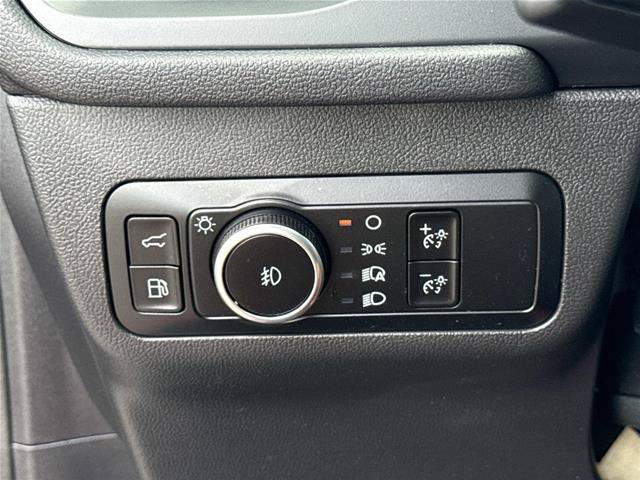 Certified 2023 Ford Escape Platinum w/ Premium Technology Package AWD/4WD image 15