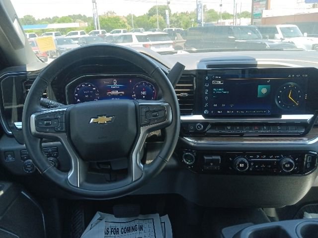Used 2024 Chevrolet Silverado 2500 LT w/ Convenience Package AWD/4WD image 27