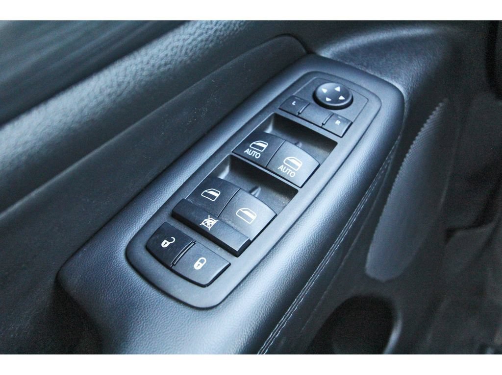 Used 2022 Jeep Grand Cherokee Laredo X RWD image 20