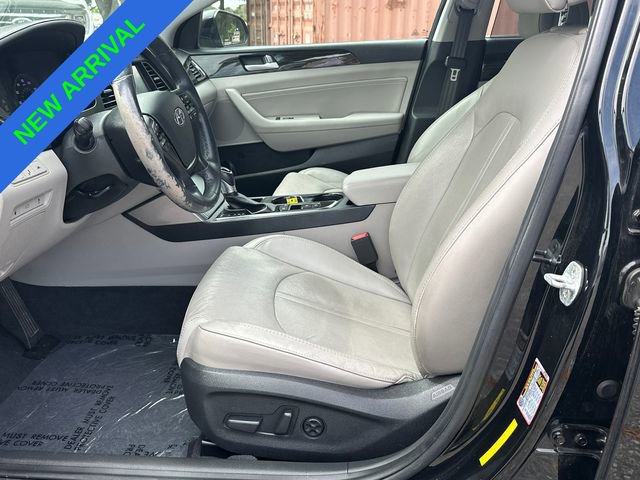 Used 2017 Hyundai Sonata Limited w/ Tech Package 03 FWD image 9