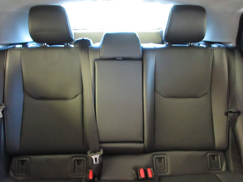 Used 2026 Toyota Prius Limited w/ Limited Premium Package FWD image 22