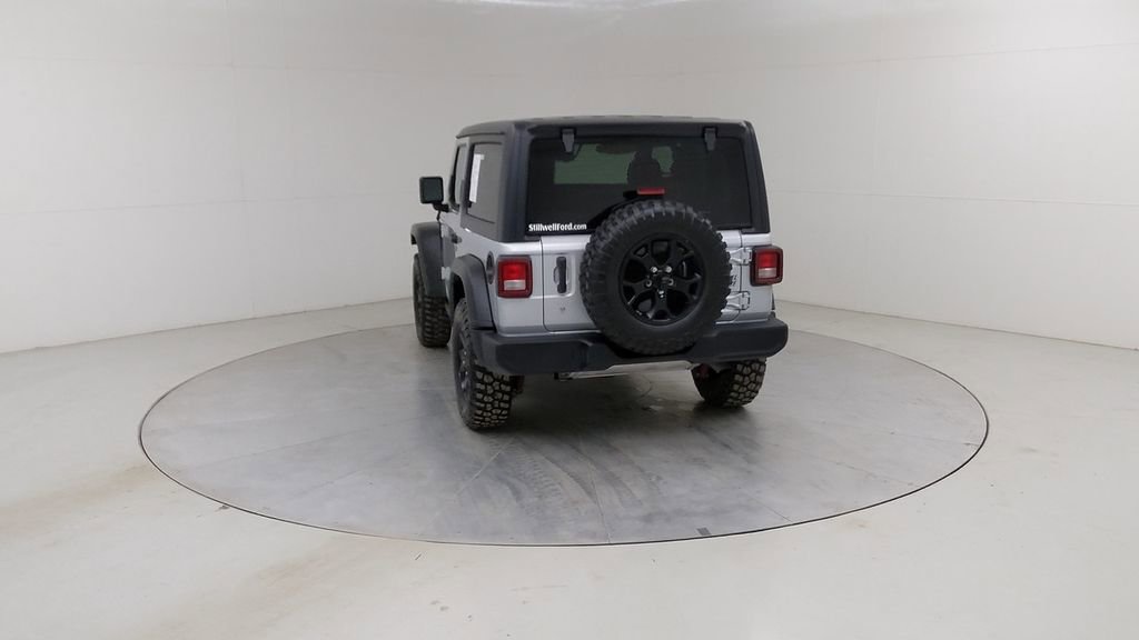 Used 2023 Jeep Wrangler Willys AWD/4WD image 14