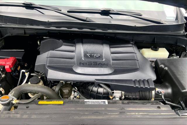 Used 2021 Nissan Titan PRO-4X w/ Pro-4x Utility Package AWD/4WD image 31
