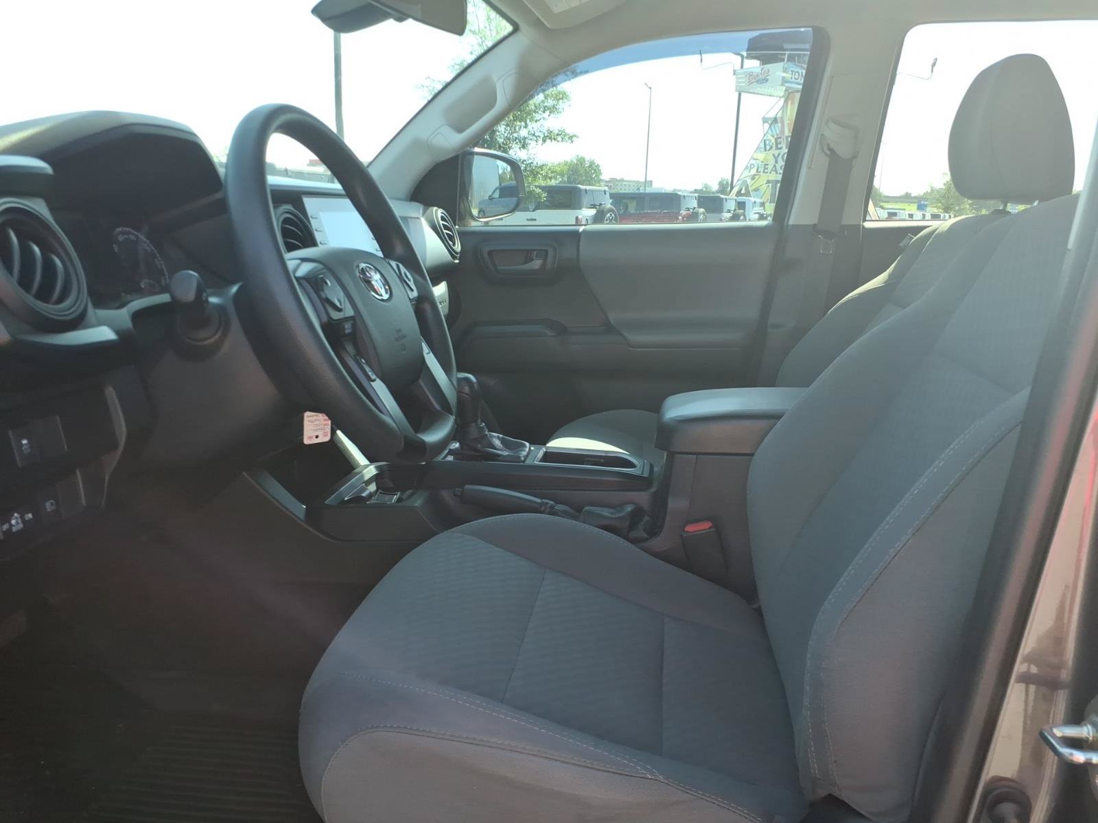 Used 2021 Toyota Tacoma SR w/ SR Convenience Package RWD image 10