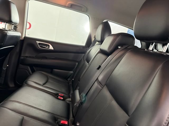 Used 2020 Nissan Pathfinder SL FWD image 13