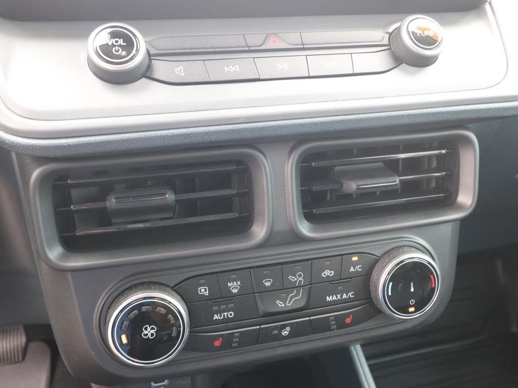 Certified 2023 Ford Maverick XLT w/ XLT Luxury Package image 21