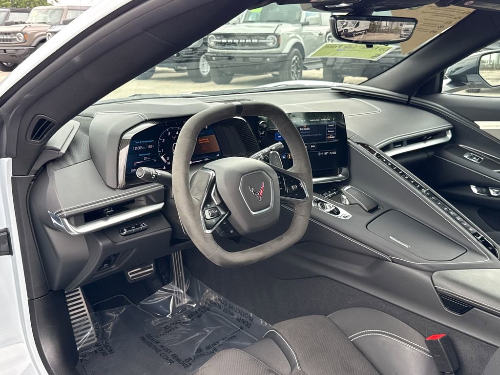 Used 2021 Chevrolet Corvette Stingray Preferred Cpe w/ Z51 Performance Package RWD image 5