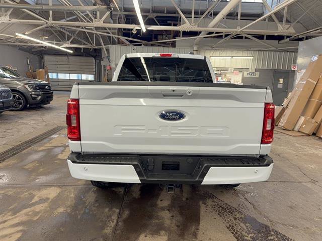 Certified 2022 Ford F150 XLT w/ Equipment Group 302A High image 4