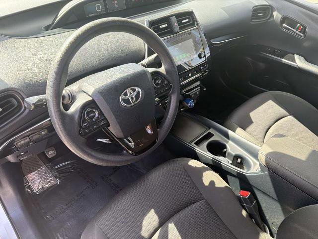 Used 2019 Toyota Prius L Eco w/ Carpet Mat Package image 8