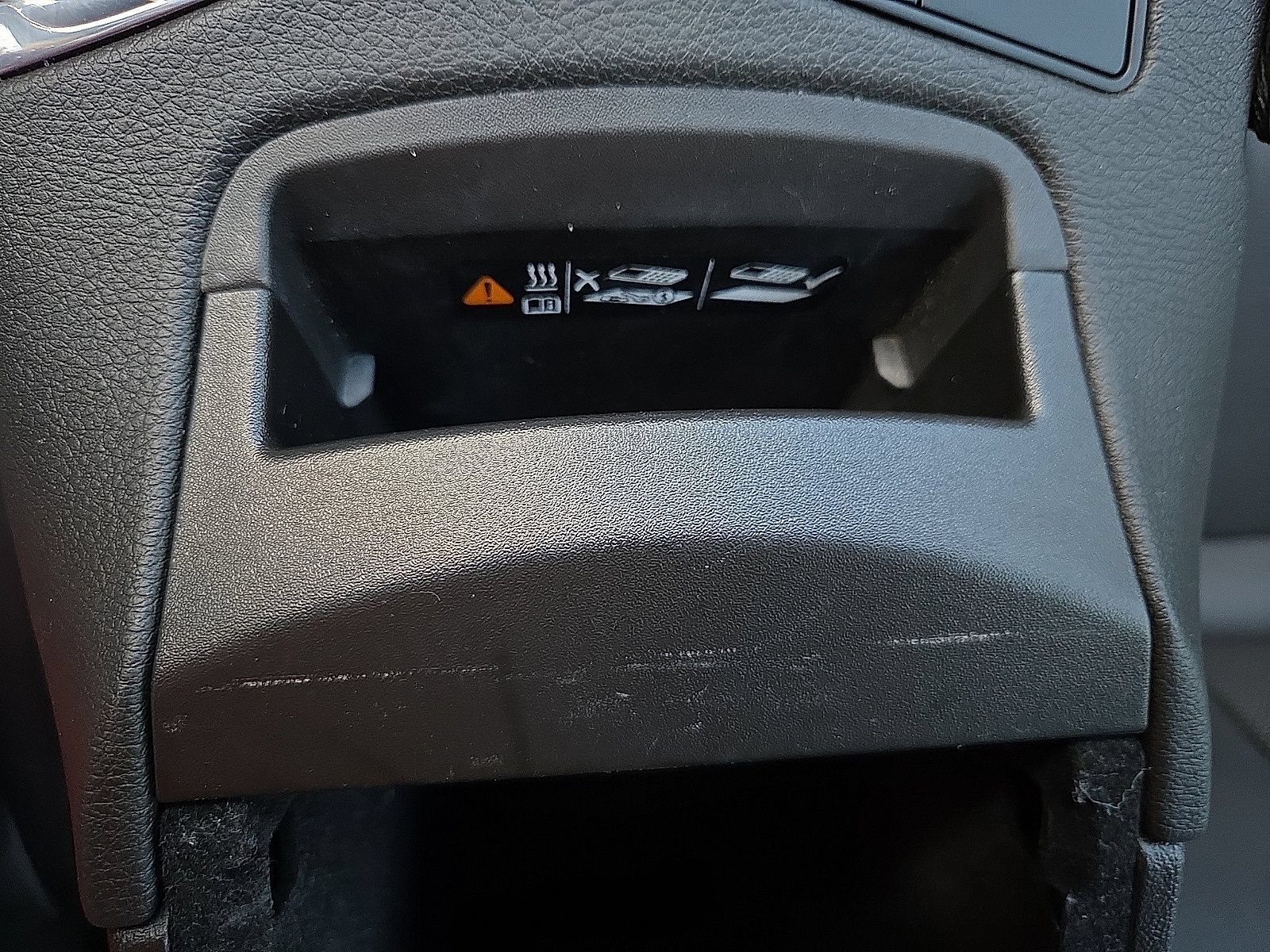 Used 2022 Cadillac XT5 Premium Luxury w/ LPO, Floor Liner Package FWD image 22