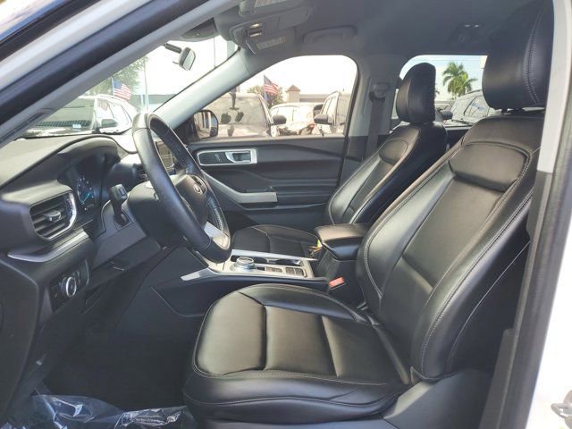 Certified 2023 Ford Explorer XLT w/ Equipment Group 202A image 15