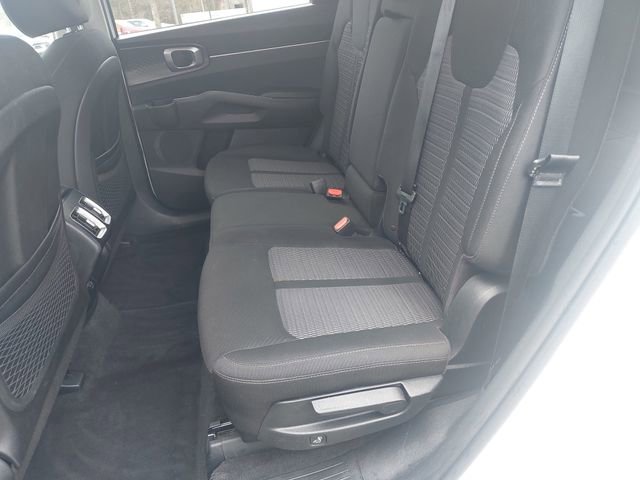 Used 2021 Kia Sorento LX image 14