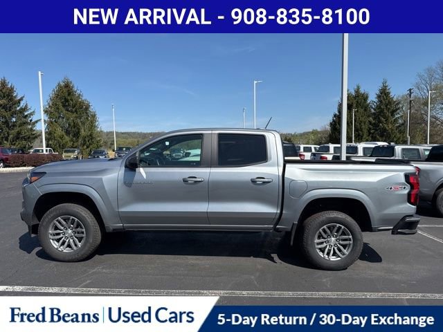 Used 2024 Chevrolet Colorado LT w/ LT Convenience Package II AWD/4WD image 4