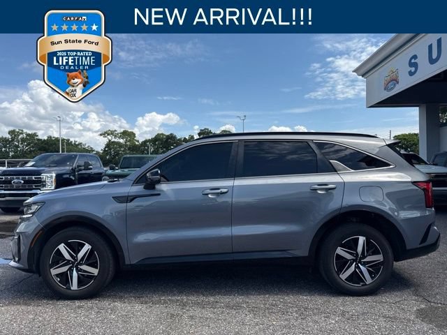 Used 2022 Kia Sorento S w/ Panoramic Sunroof Package