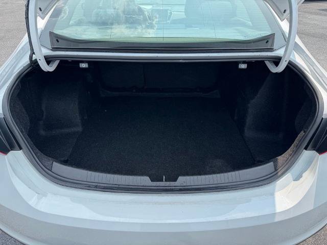 Used 2019 Chevrolet Malibu LT FWD image 25