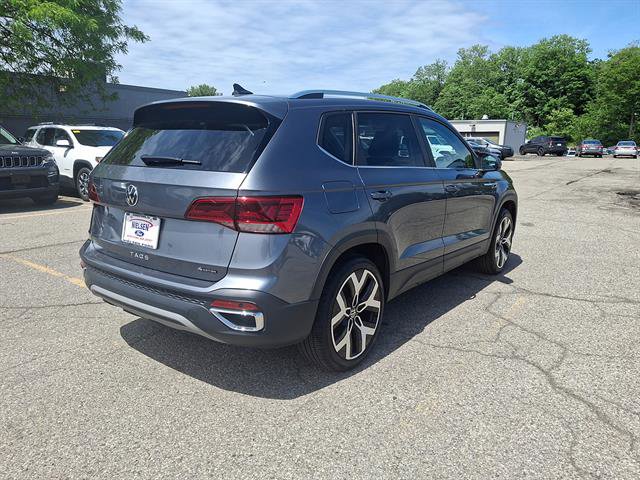 Used 2022 Volkswagen Taos SEL w/ Panoramic Sunroof Package AWD/4WD image 10