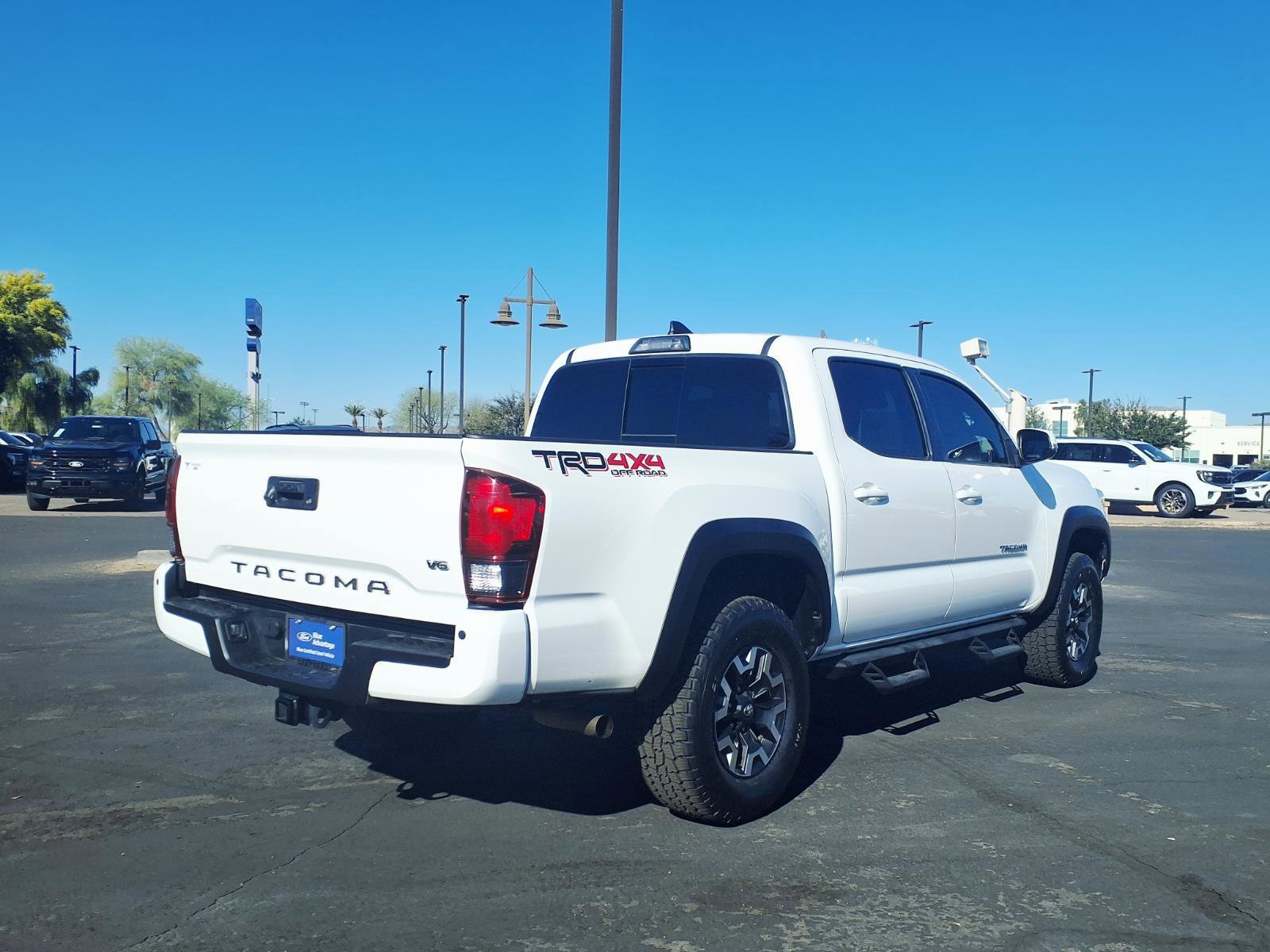 Used 2019 Toyota Tacoma TRD Off-Road image 4