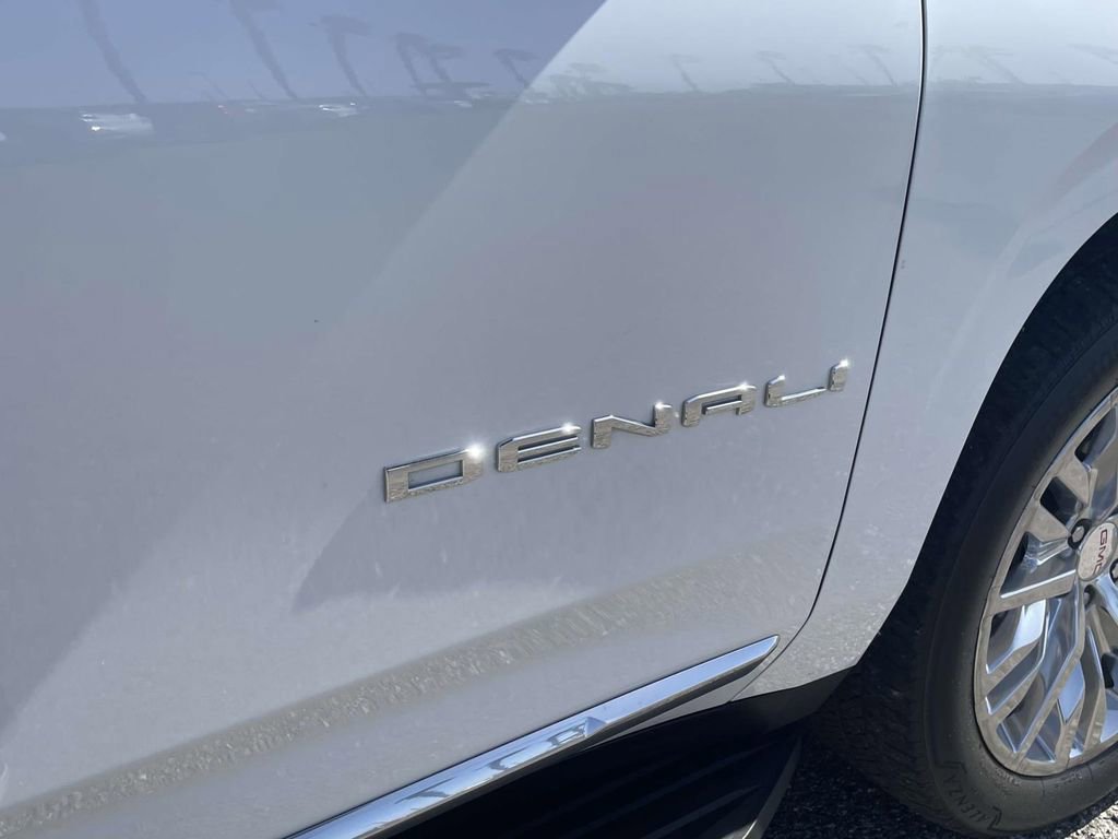 Used 2023 GMC Yukon Denali w/ Max Trailering Package image 8