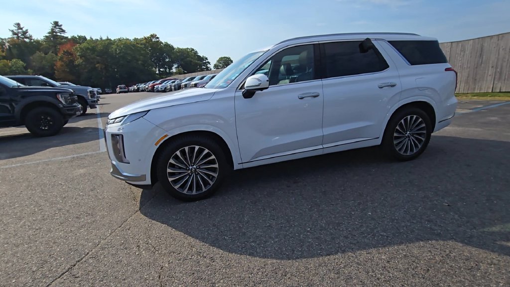 Used 2025 Hyundai Palisade Calligraphy AWD/4WD image 16