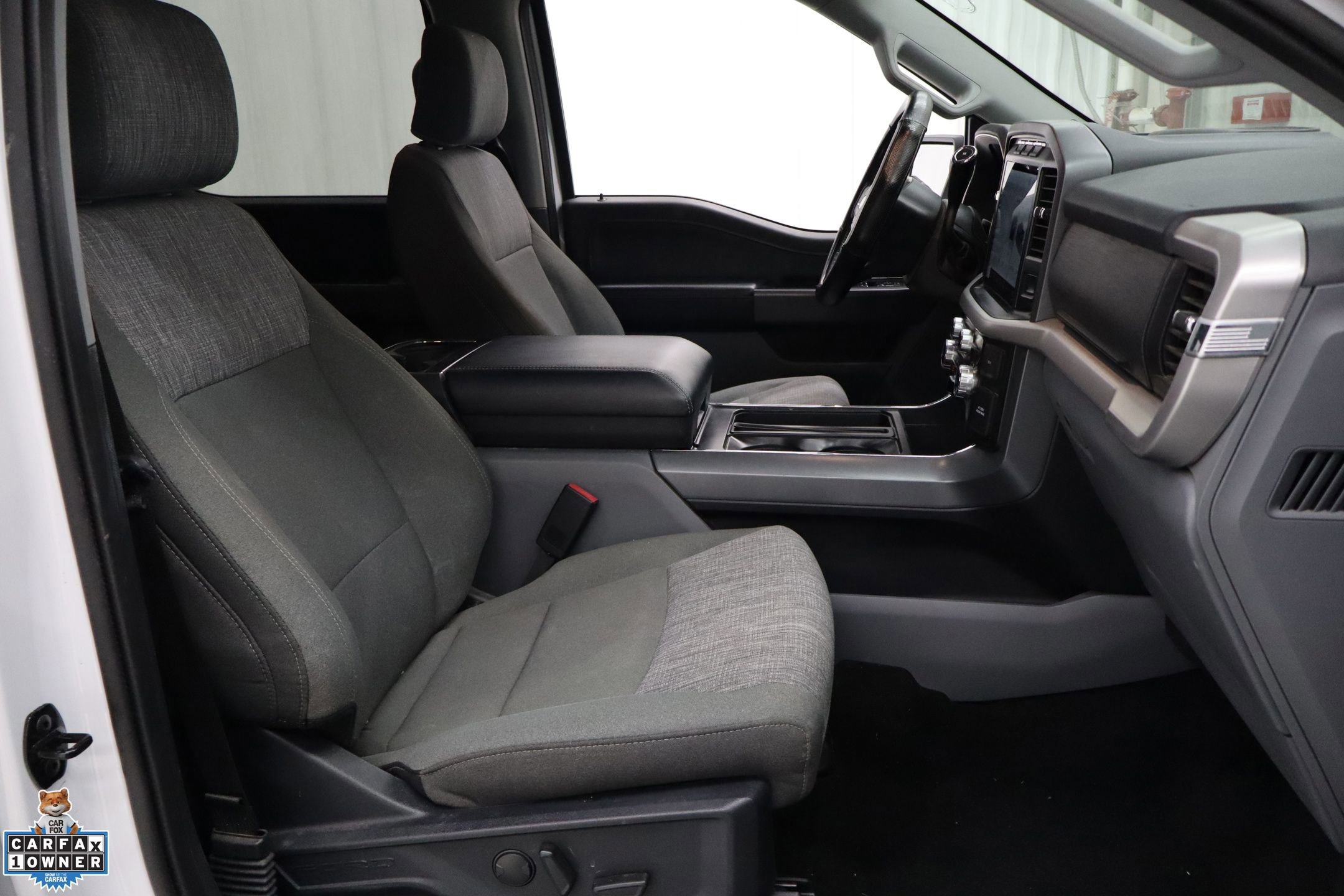 Certified 2022 Ford F150 XLT w/ Equipment Group 302A High image 31