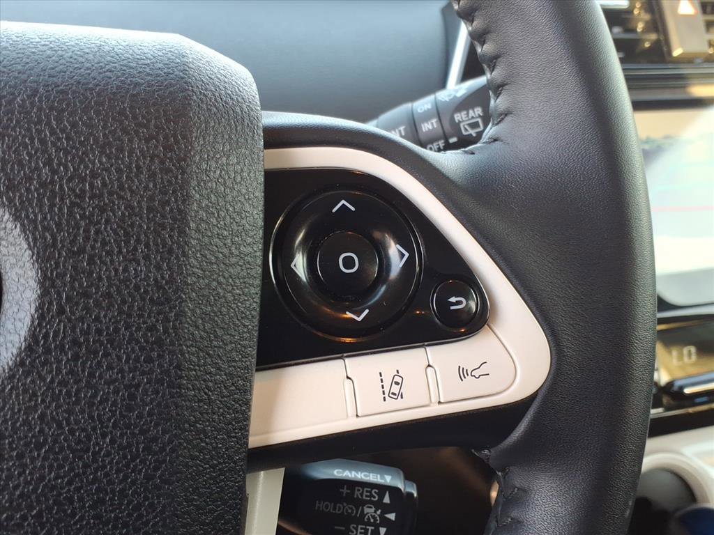 Used 2017 Toyota Prius Three image 25