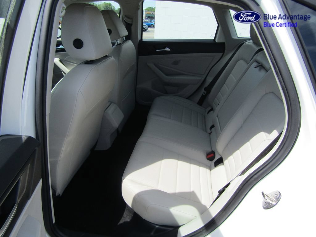 Used 2022 Volkswagen Jetta SE FWD image 22